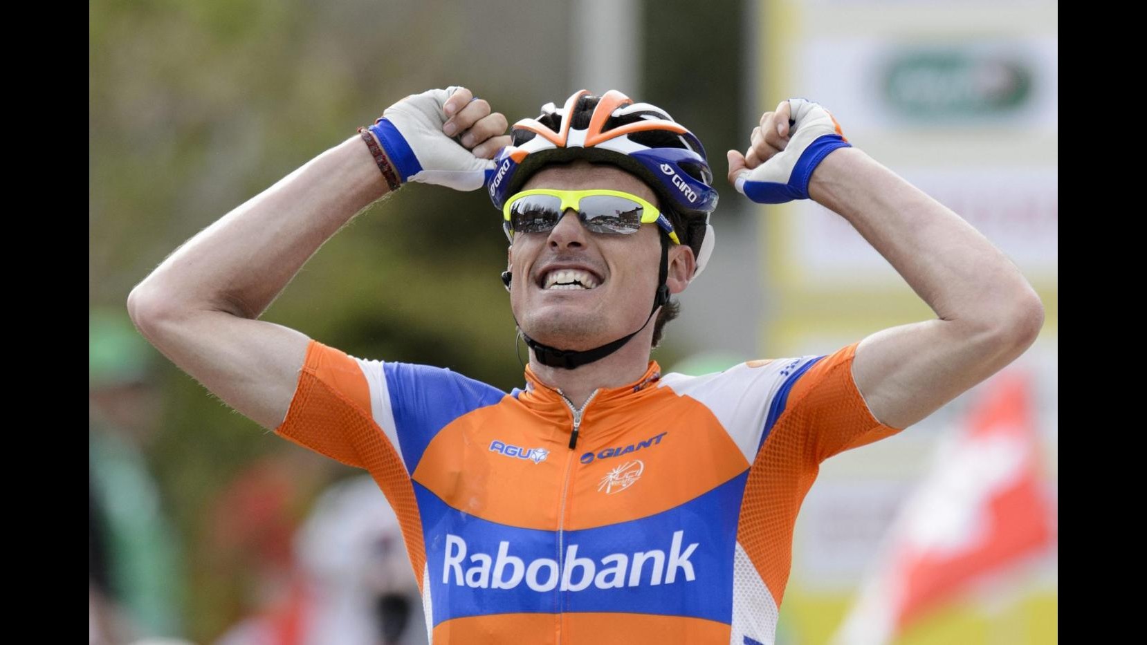 Ciclismo, Luis Leon Sanchez vince la classica di San Sebastian