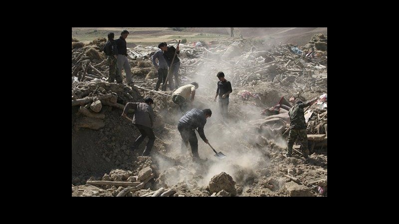 Iran: Pronti ad accogliere aiuti stranieri dopo terremoti di sabato