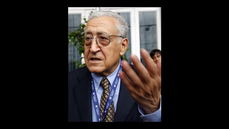 Siria, Lakhdar Brahimi potrebbe essere nuovo inviato Onu dopo Annan