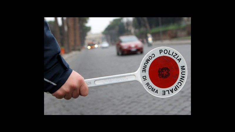 Roma, incidente su moto rubata: morta una delle due minorenni