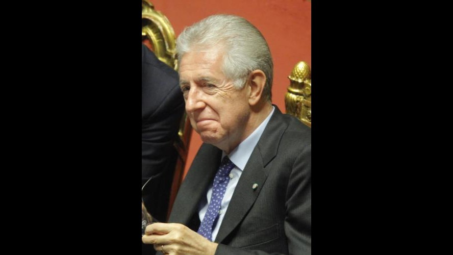 Monti telefona a Berlusconi: Sono dispiaciuto