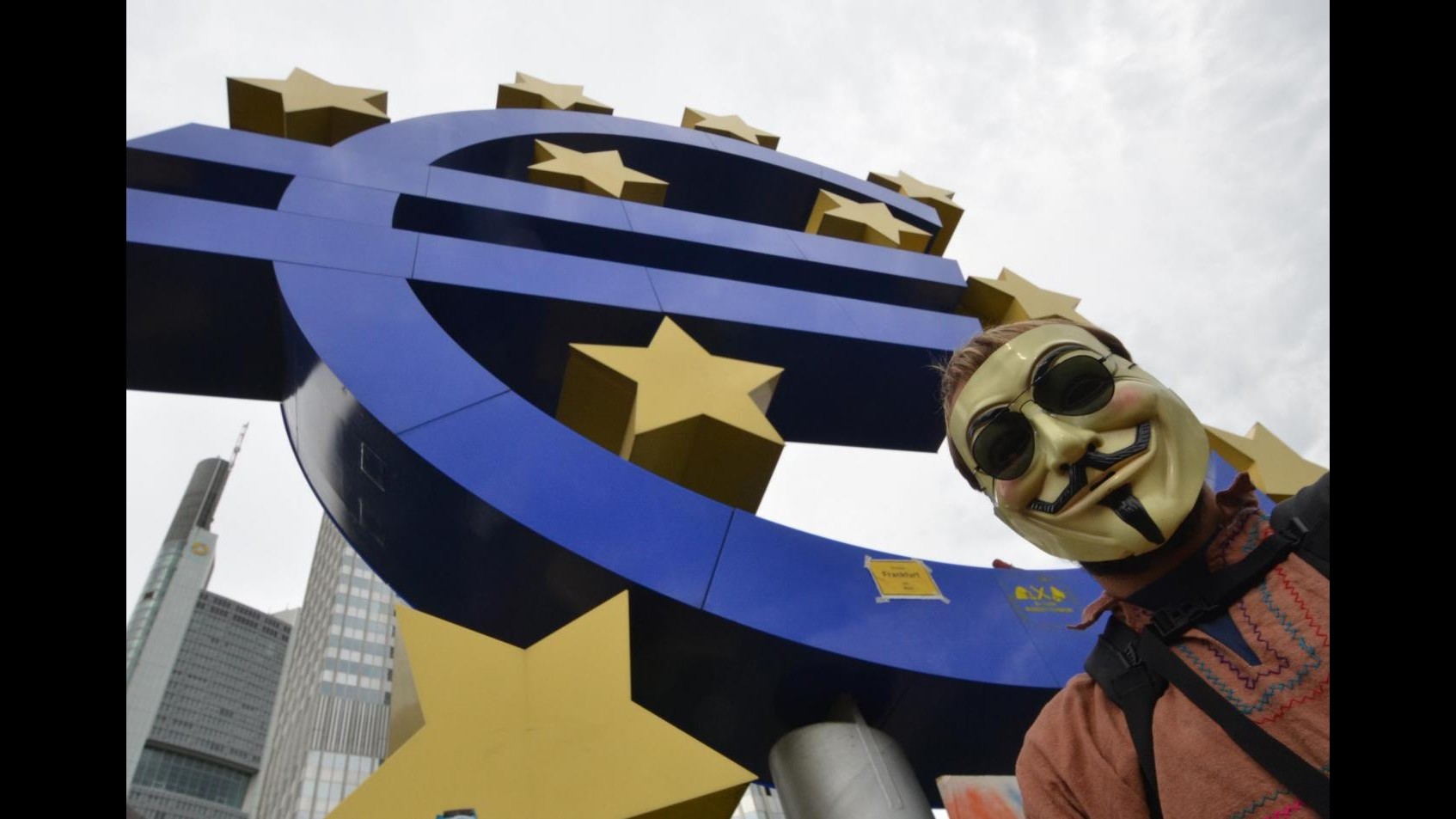 Borsa, spread scende a quota 443: i Btp scambiati al 5.90%