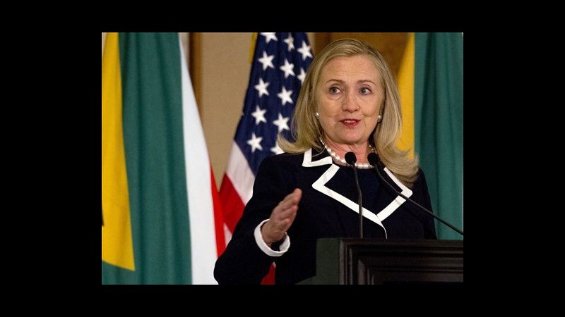 Sudafrica, Clinton tiene colloqui su Aids e Siria con ministro Esteri