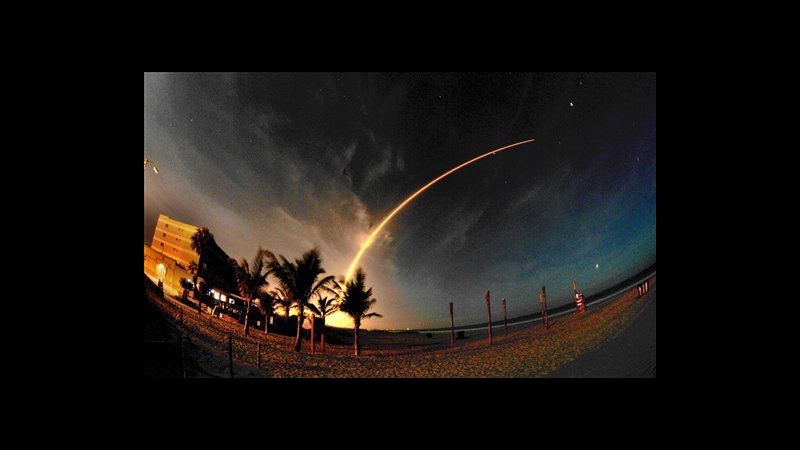 Nasa lancia in orbita due satelliti per studiare fasce Van Allen