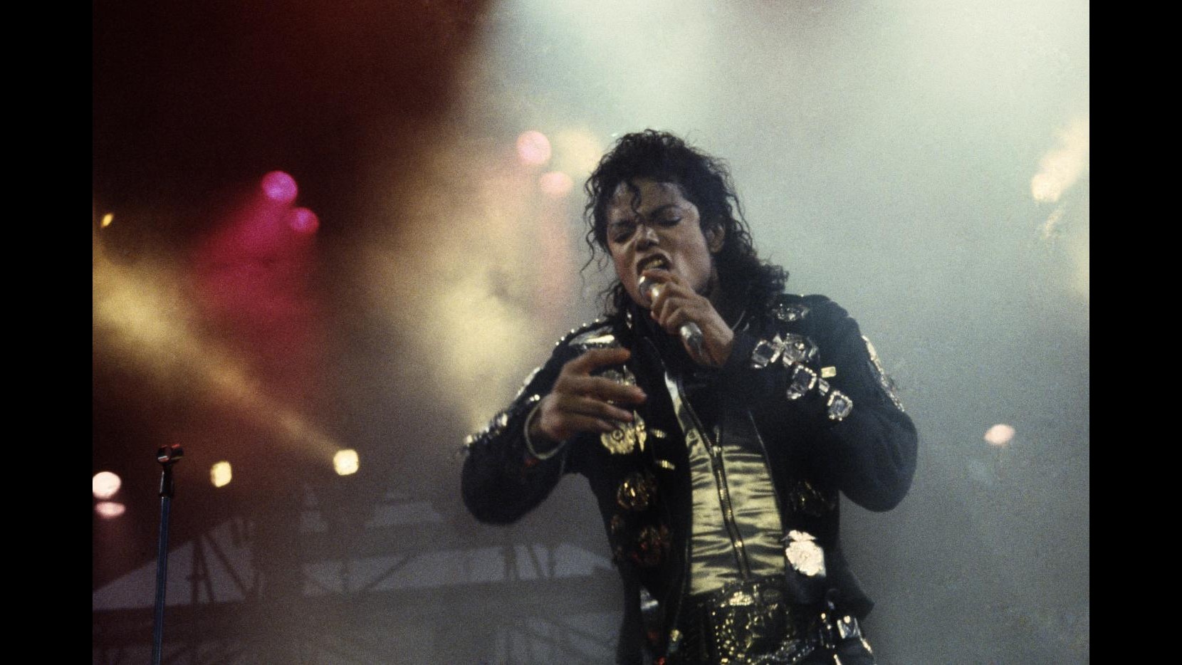 Michael Jackson, in un libro i segreti del suo look