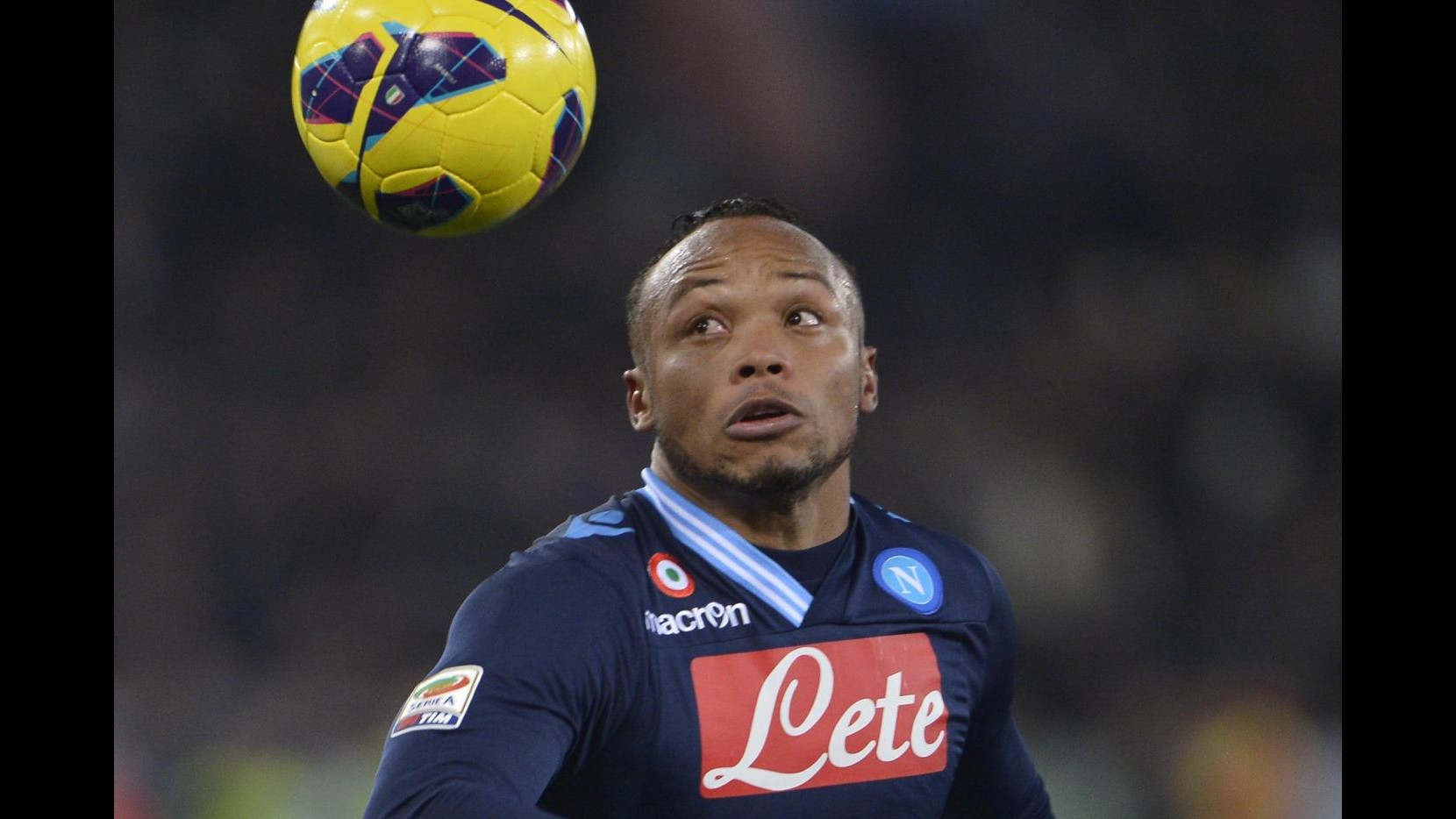 Napoli, Zuniga rinnova per altri 5 anni: Spero di chiudere carriera qui