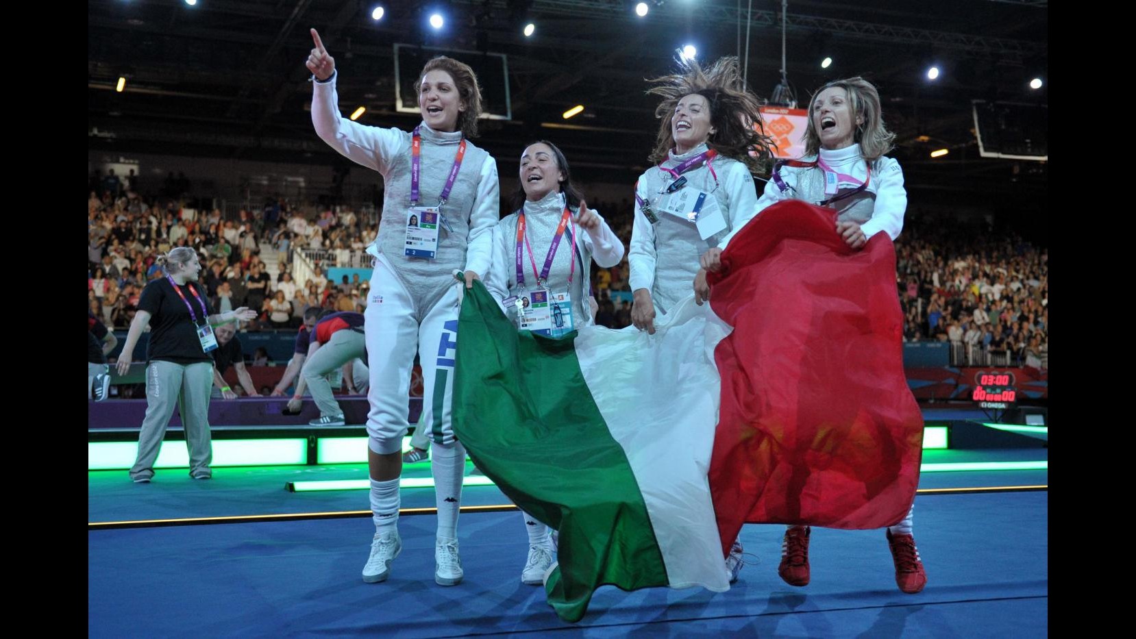 Londra 2012, Dream Team d’oro: le ragazze del fioretto fanno impazzire l’Italia