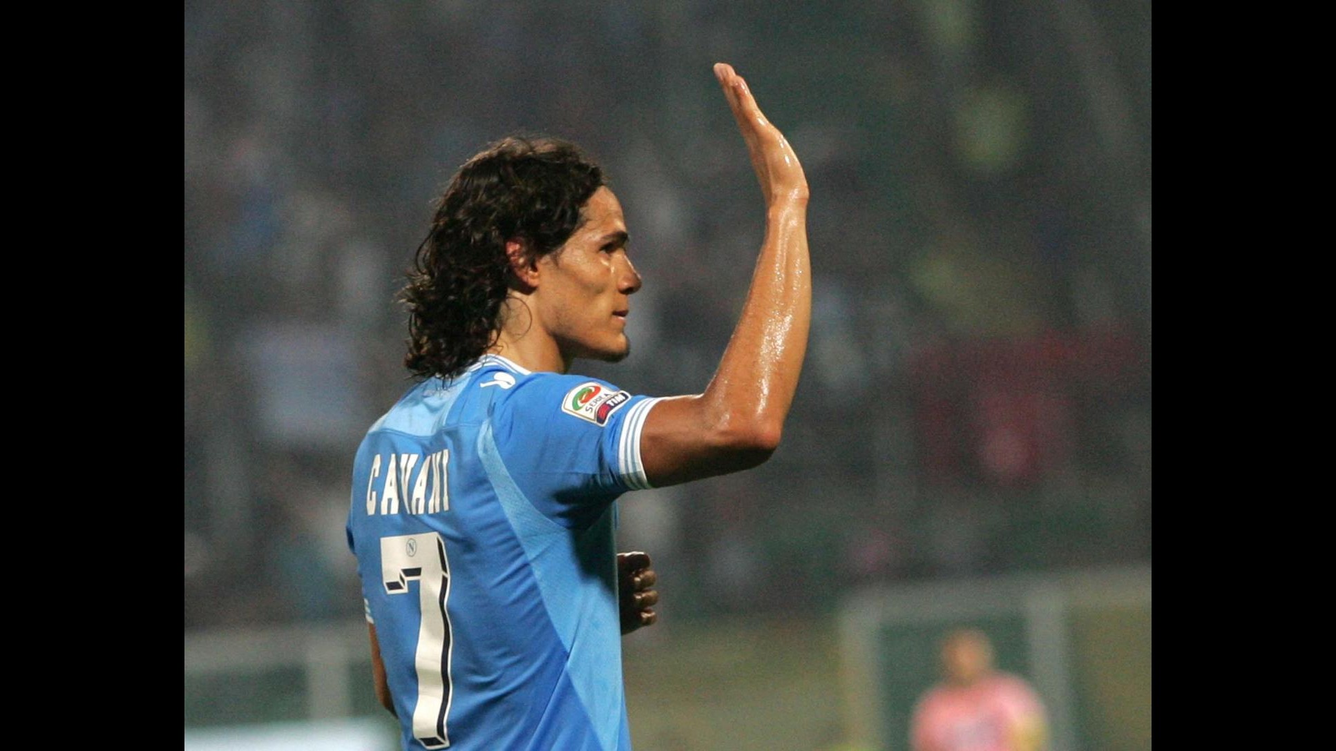 Cavani rinnova fino al 2017: Napoli ha fatto grande sforzo per me