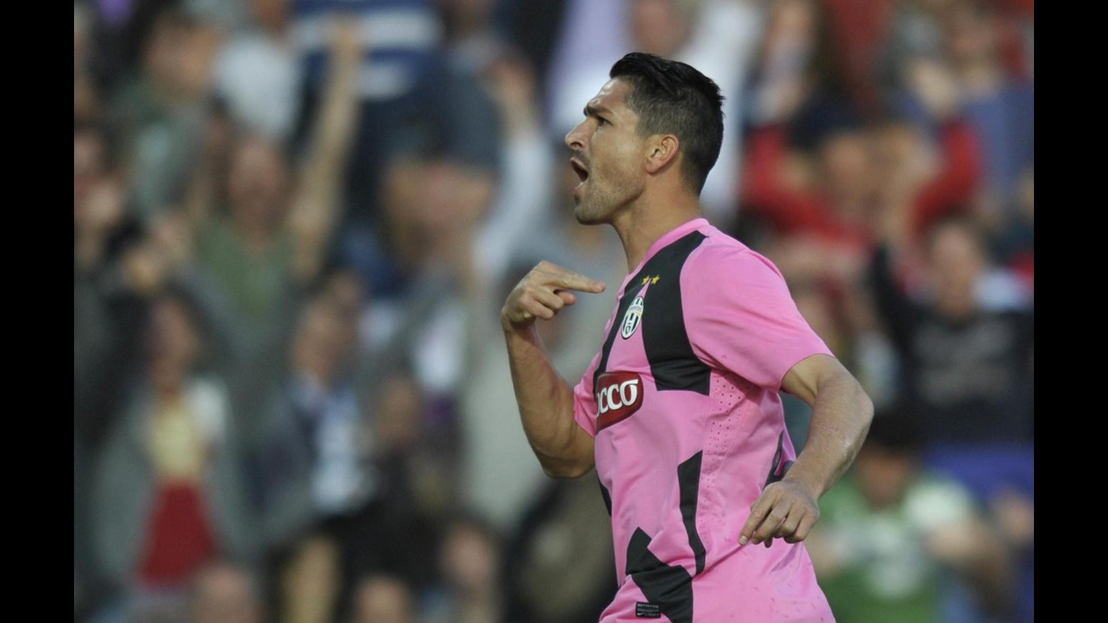 Calciomercato, Napoli su Mesto. Genoa su Borriello. Maicon al City