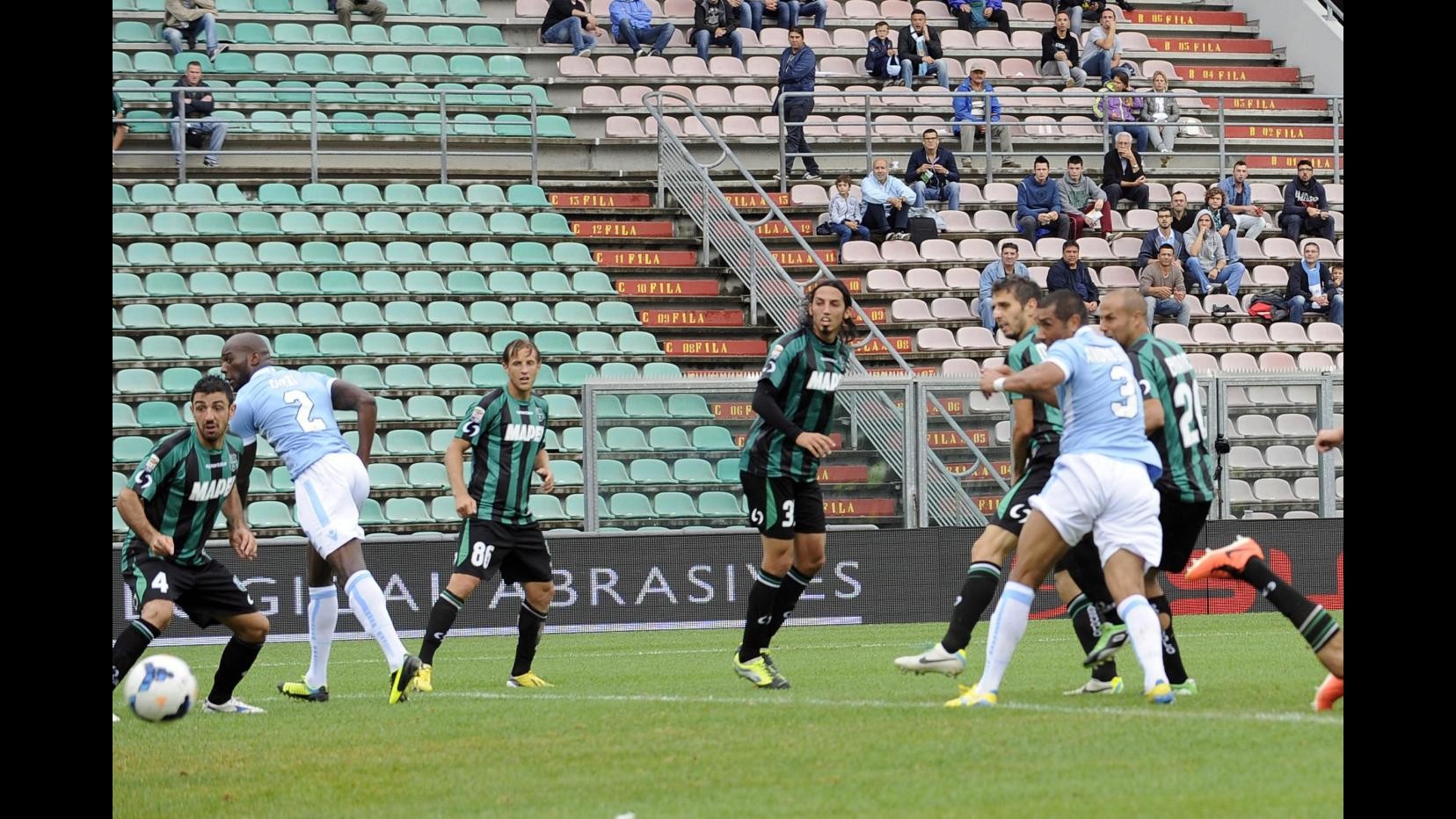 Lazio in difficoltà, Sassuolo rimonta da 0-2 a 2-2