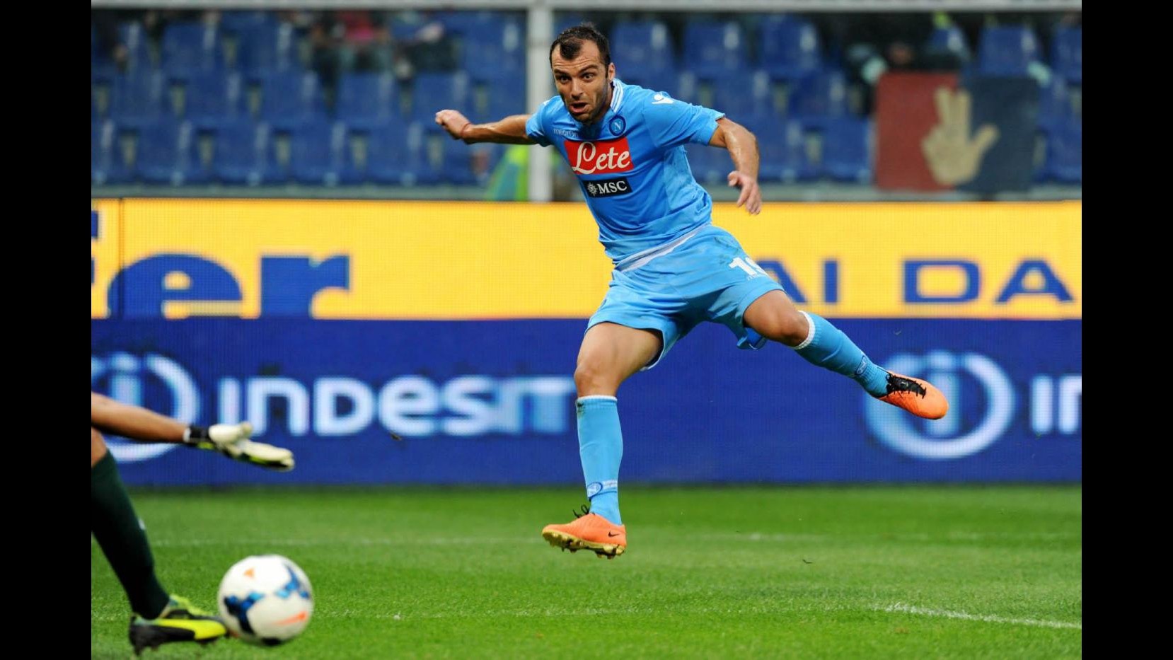 Doppio Pandev e il Napoli va, Genoa cade 2-0 al Ferraris. Liverani a rischio? Gasperini in pole