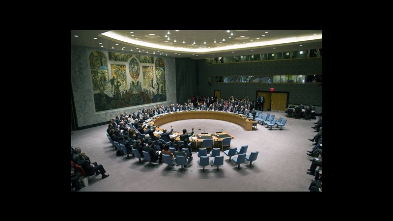 Siria, ok unanime del Consiglio Onu a risoluzione contro armi chimiche