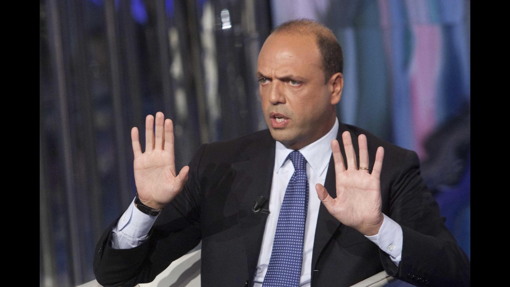 Governo, Alfano: Chiarimento senza tema giustizia è ipocrita