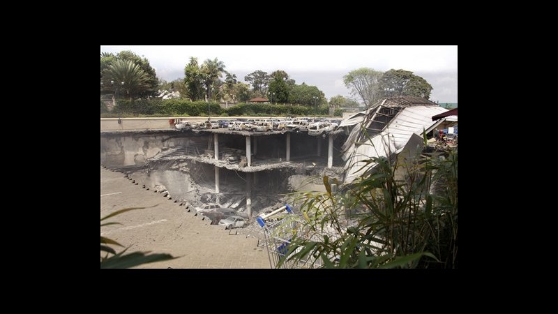 Kenya, fonte governo: Crollo Westgate causato da intervento soldati
