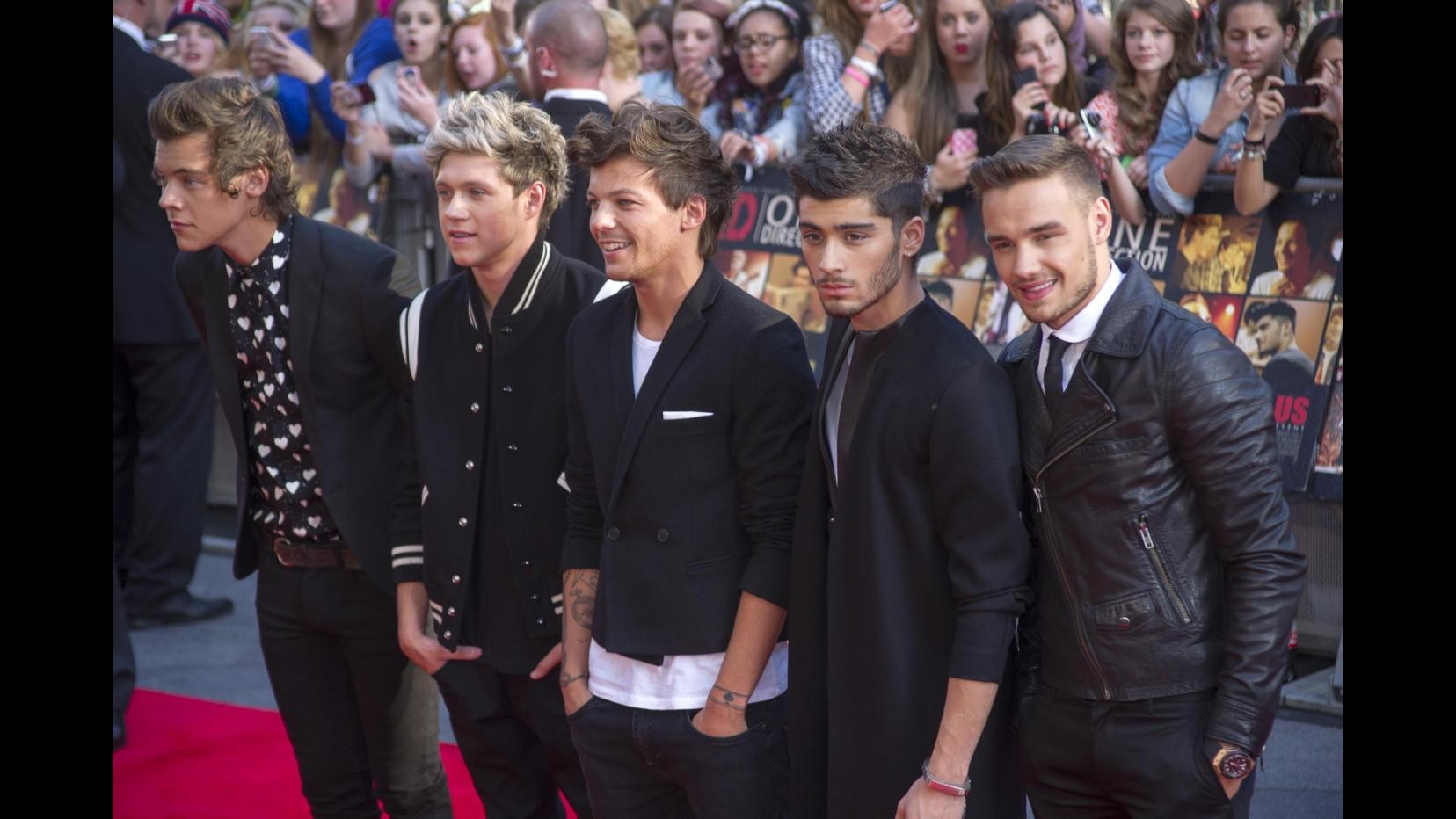 Gli One Direction resteranno uniti: accordo milionario fino al 2016