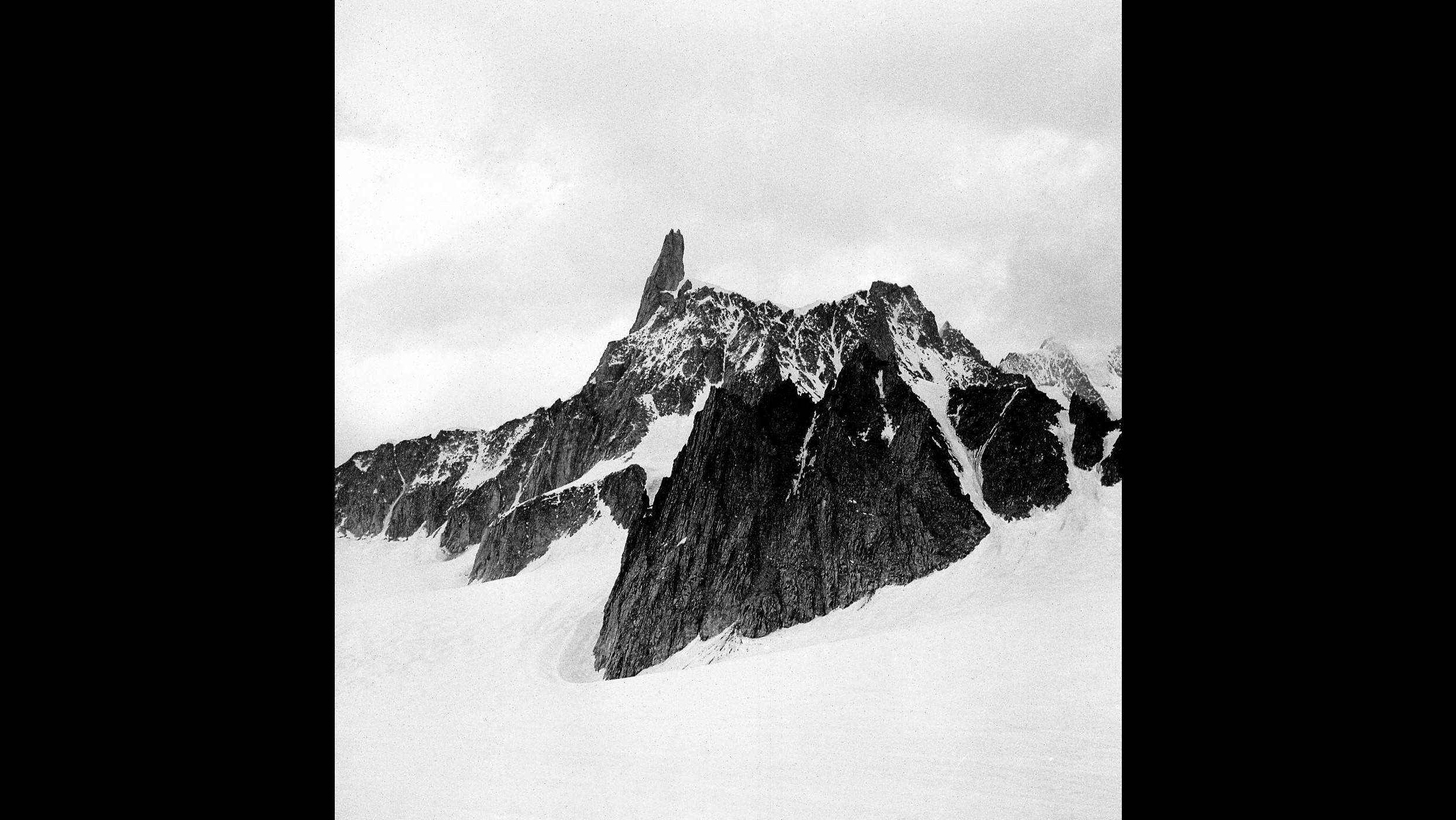 Francia, trovati gioielli su Monte Bianco: forse persi in schianto aereo