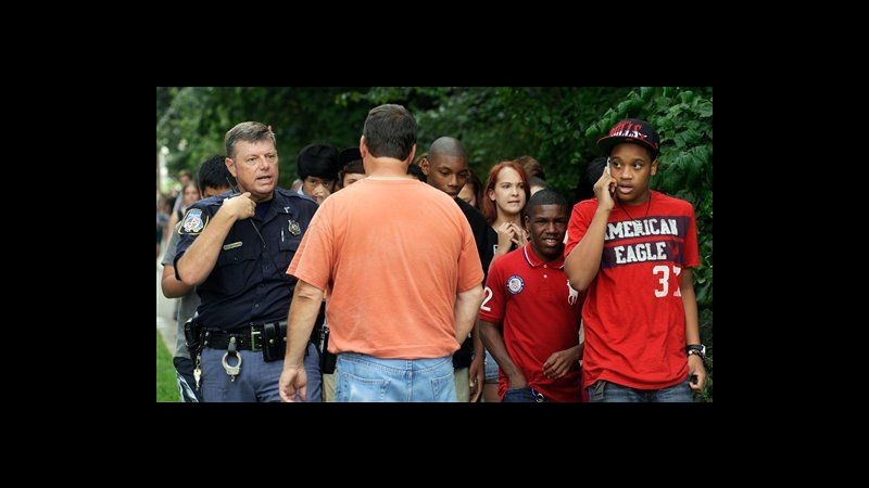 Usa, spara su un compagno il primo giorno di scuola: fermato 15enne