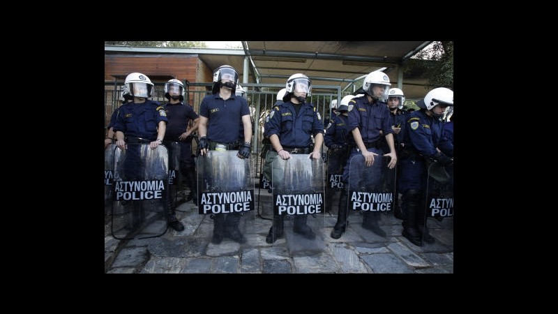 Grecia, al via sciopero di 48 ore del settore pubblico contro tagli