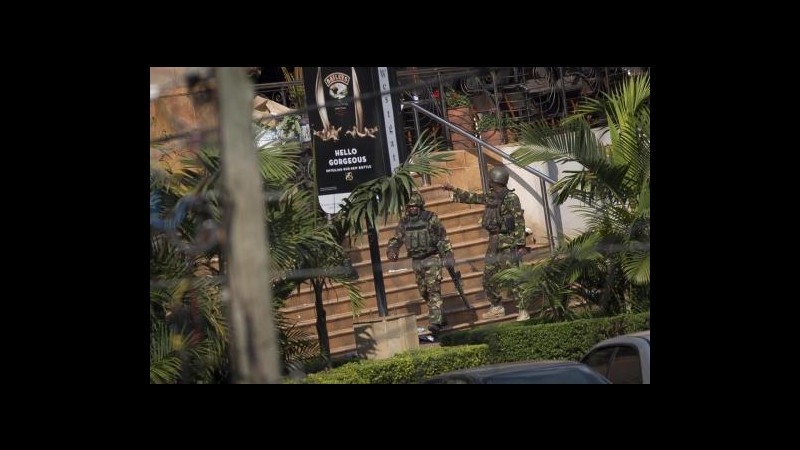 Kenya, fonti: Molti altri cadaveri in Westgate, obitorio allertato