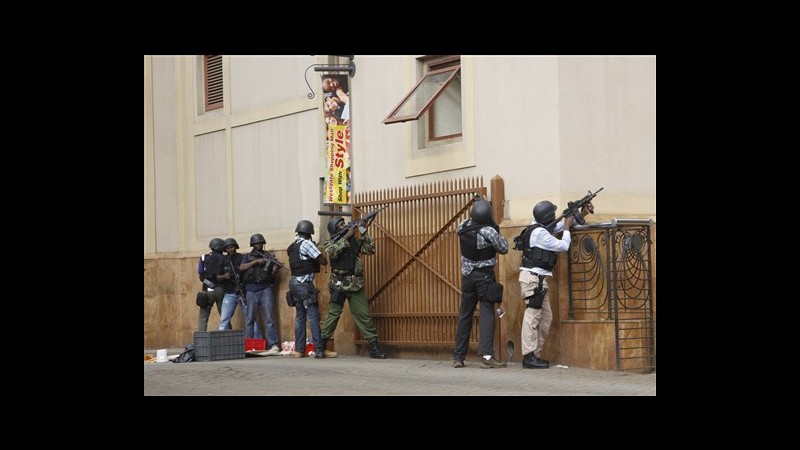 Kenya, presidente: Sale a 39 morti bilancio attacco a Westgate