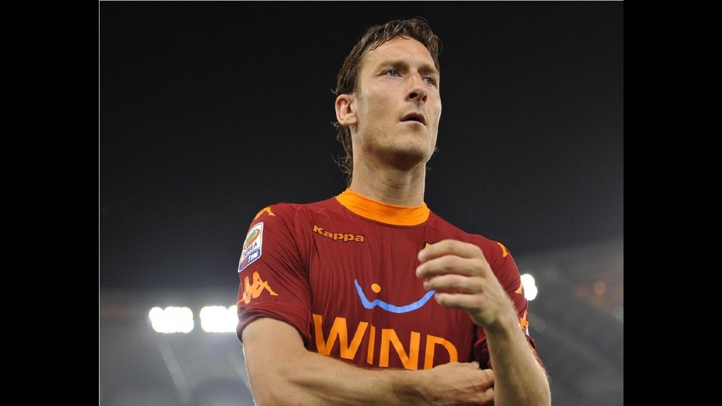 Totti e la Roma ancora insieme, domani conferenza stampa con presidente Pallotta per annuncio rinnovo
