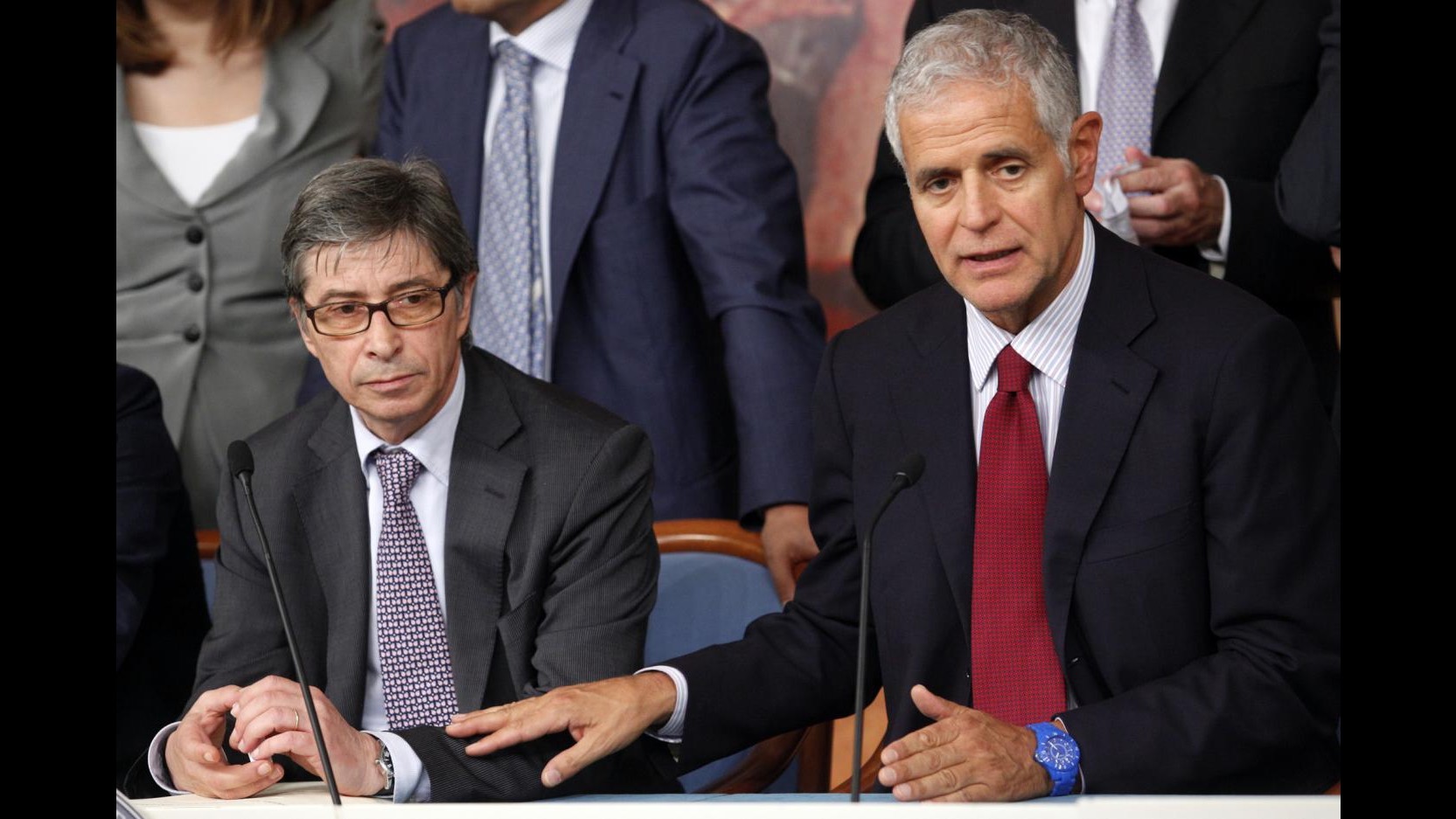 Sisma, Errani, Formigoni, Zaia: Sospendere pagamenti fino a 30/11