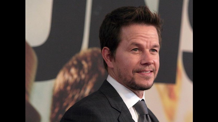 Mark Wahlberg si diploma 25 anni dopo aver lasciato la scuola