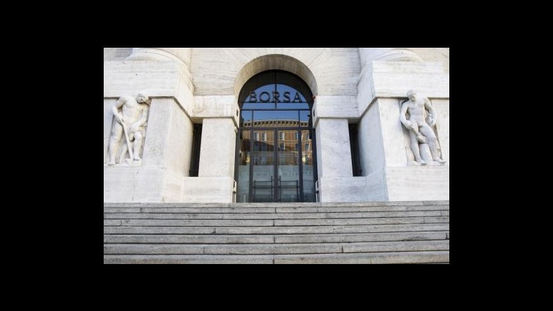 Borsa, Milano chiude positiva: svetta Buzzi, tonfo Mediaset