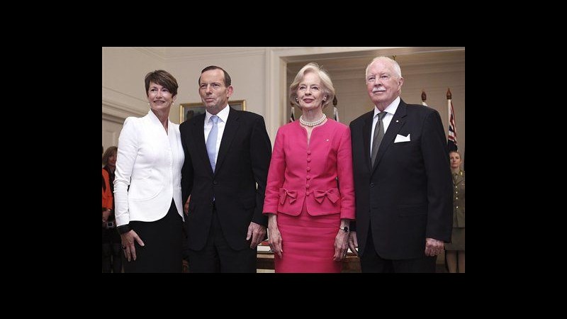 Australia, il conservatore Tony Abbott ha giurato come nuovo premier