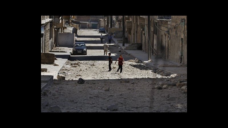 Siria, nuovi scontri in tutto il Paese: almeno 27 morti, decine di feriti