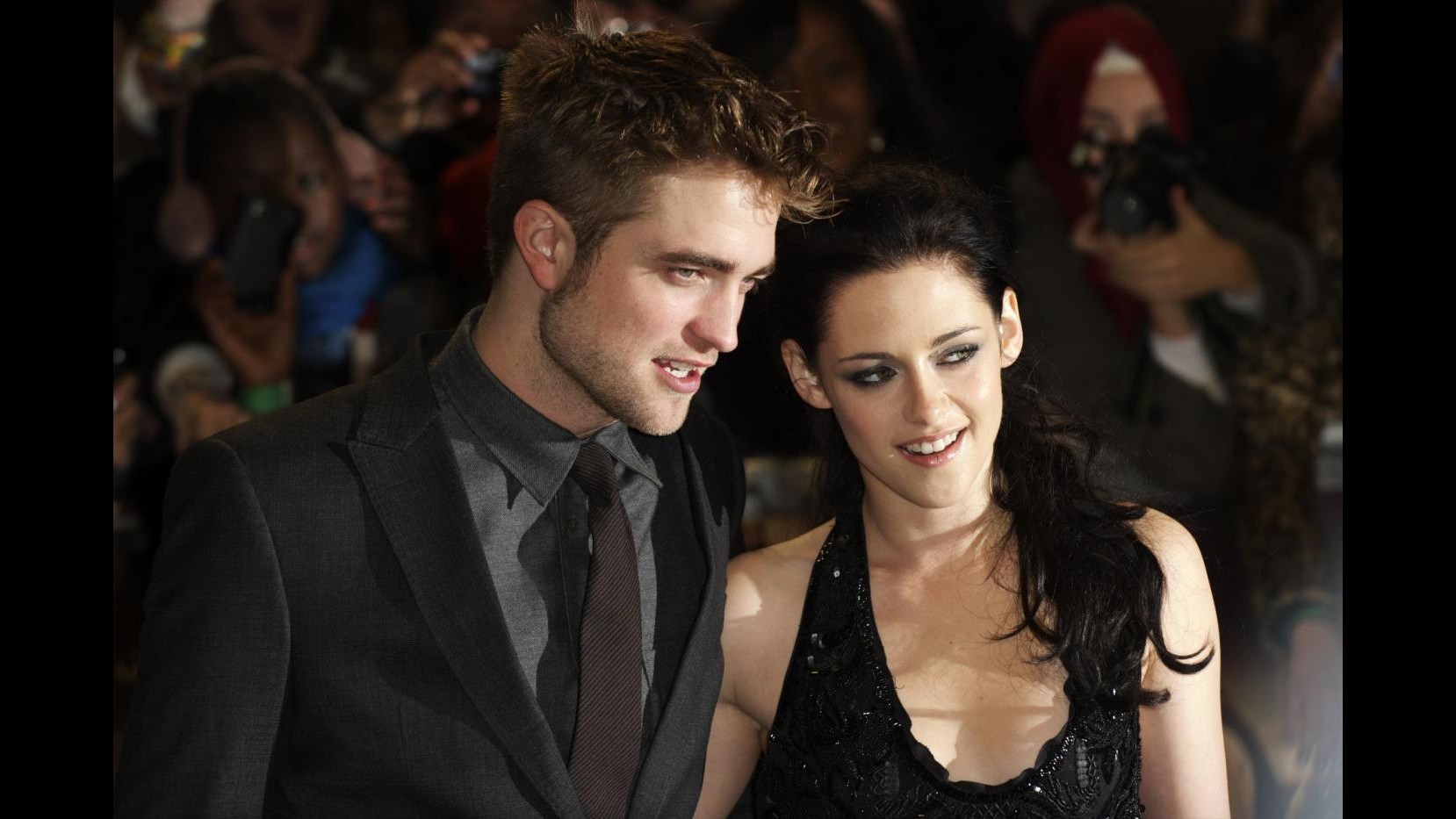 Jodie Foster su caso Stewart-Pattinson: Solo fango ma sono come noi