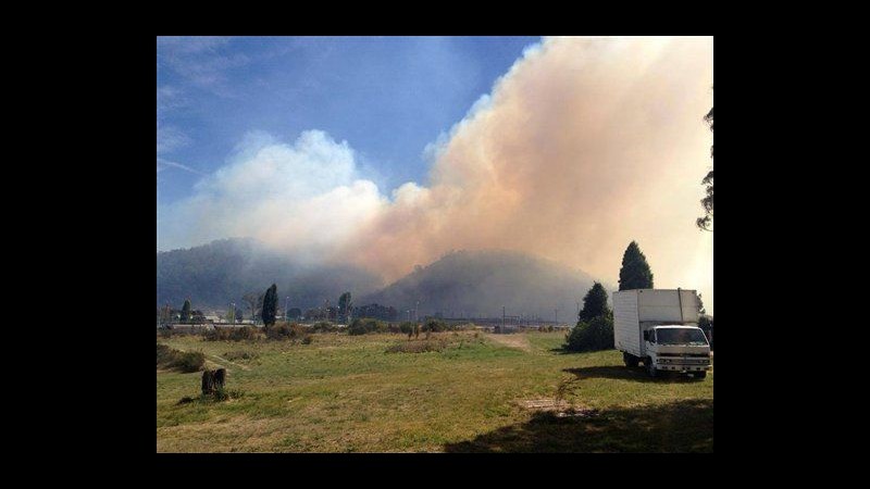 Australia, brucia lo Stato di Sydney: ancora accesi 61 incendi