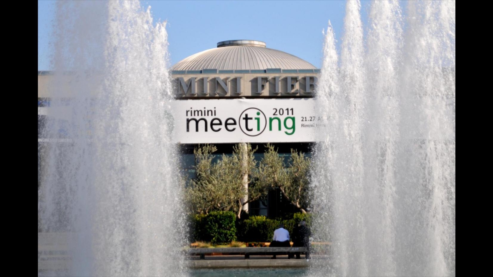 Si apre il Meeting di Rimini, oggi pomeriggio interverà Monti