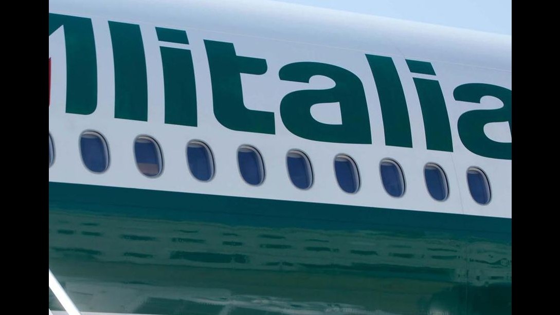 Alitalia: Entrati in cassa 130 milioni dai soci e dalle banche