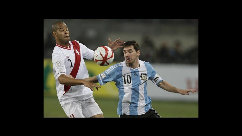 Qualificazioni mondiali, Argentina pari. Cavani salva l’Uruguay