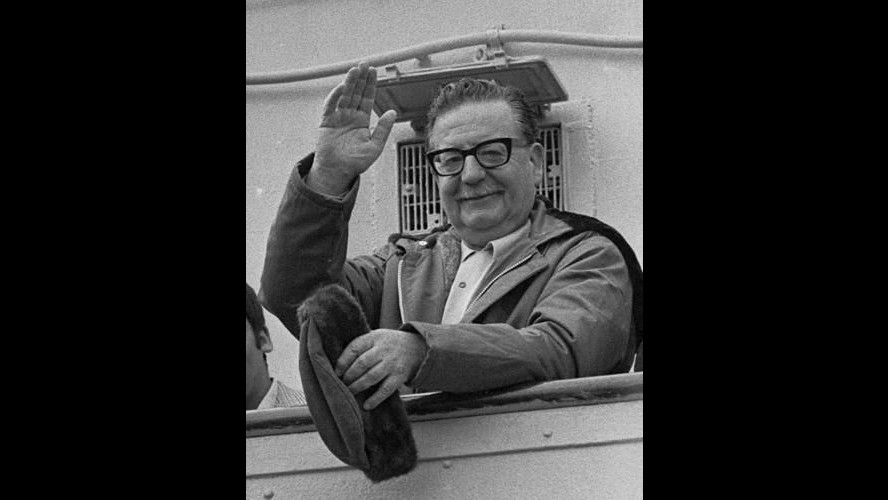 Cile ricorda suo 11 settembre: proteste in anniversario golpe Pinochet
