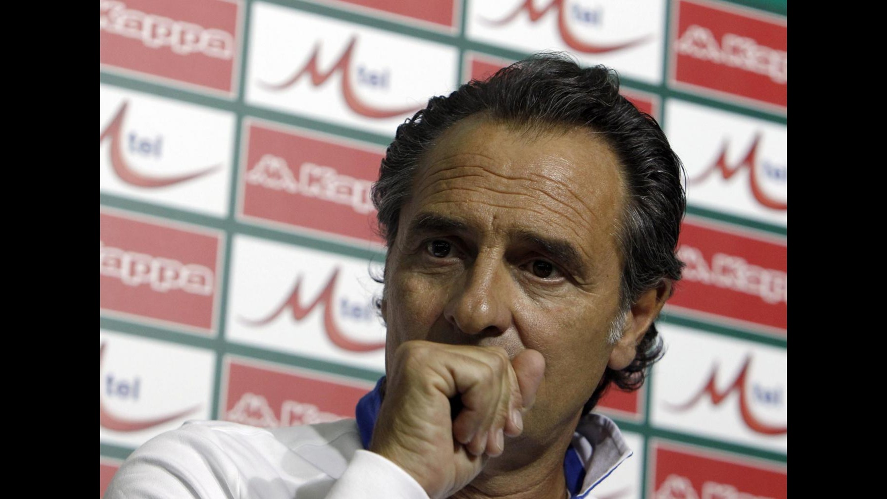 Prandelli: Contro Malta difesa a 4, Diamanti dietro Osvaldo-Destro