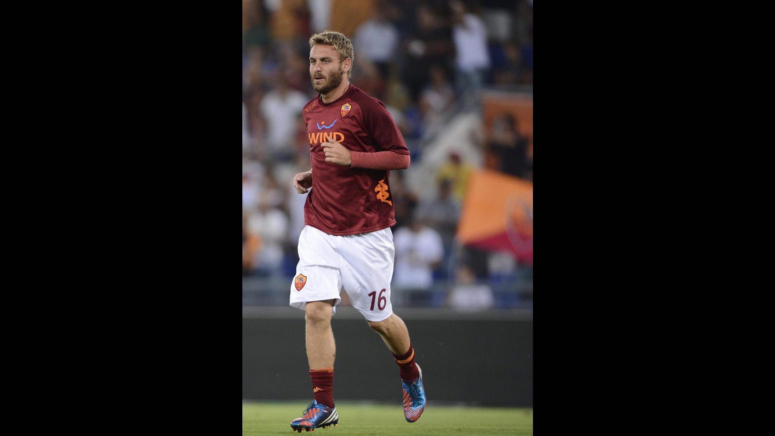 Roma, per De Rossi infortunio muscolare: stop di due settimane