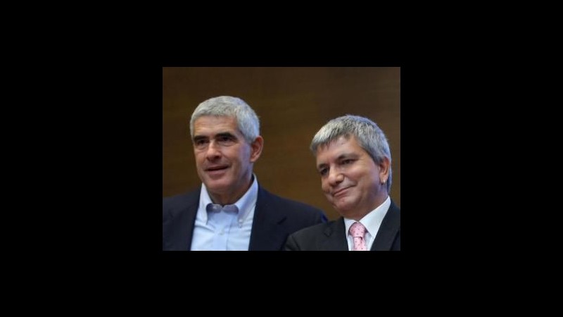 Casini: Vendola chiede matrimonio gay? Desiderio comprensibile