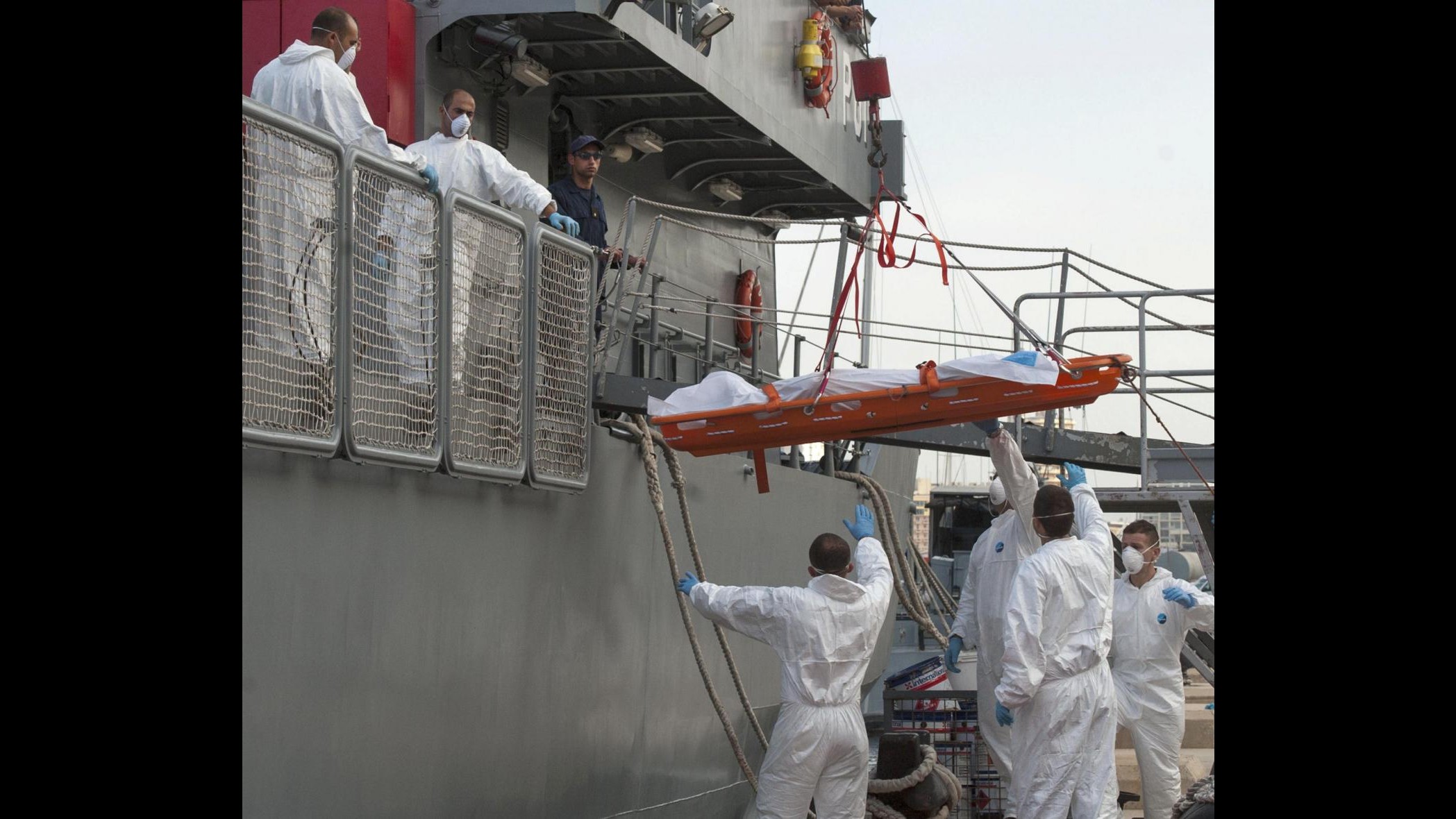 Sbarchi, recuperati a Lampedusa 4 corpi dal naufragio del 3 ottobre