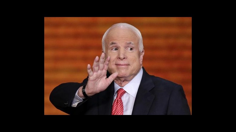 Siria, McCain a Cernobbio: Da Obama solo inazione, urge intervento Usa