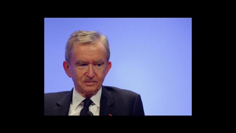 Francia, Arnault chiede cittadinanza belga. Critici: Fugge per tasse