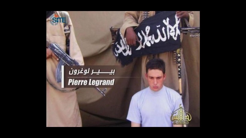 Video web mostra francesi rapiti in Niger in 2010: appello a Hollande