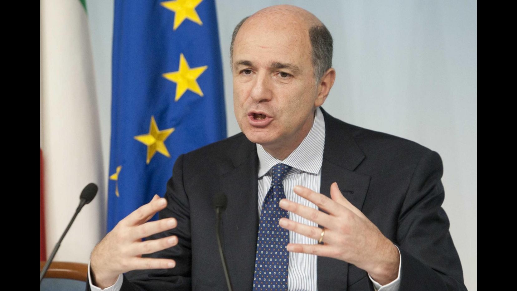 Alcoa, Passera: Andremo avanti per mesi a cercare soluzioni