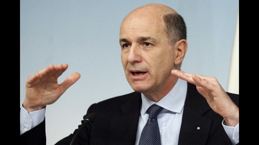 Passera: Con Monti si chiude bilancio deludente ultimi 20 anni