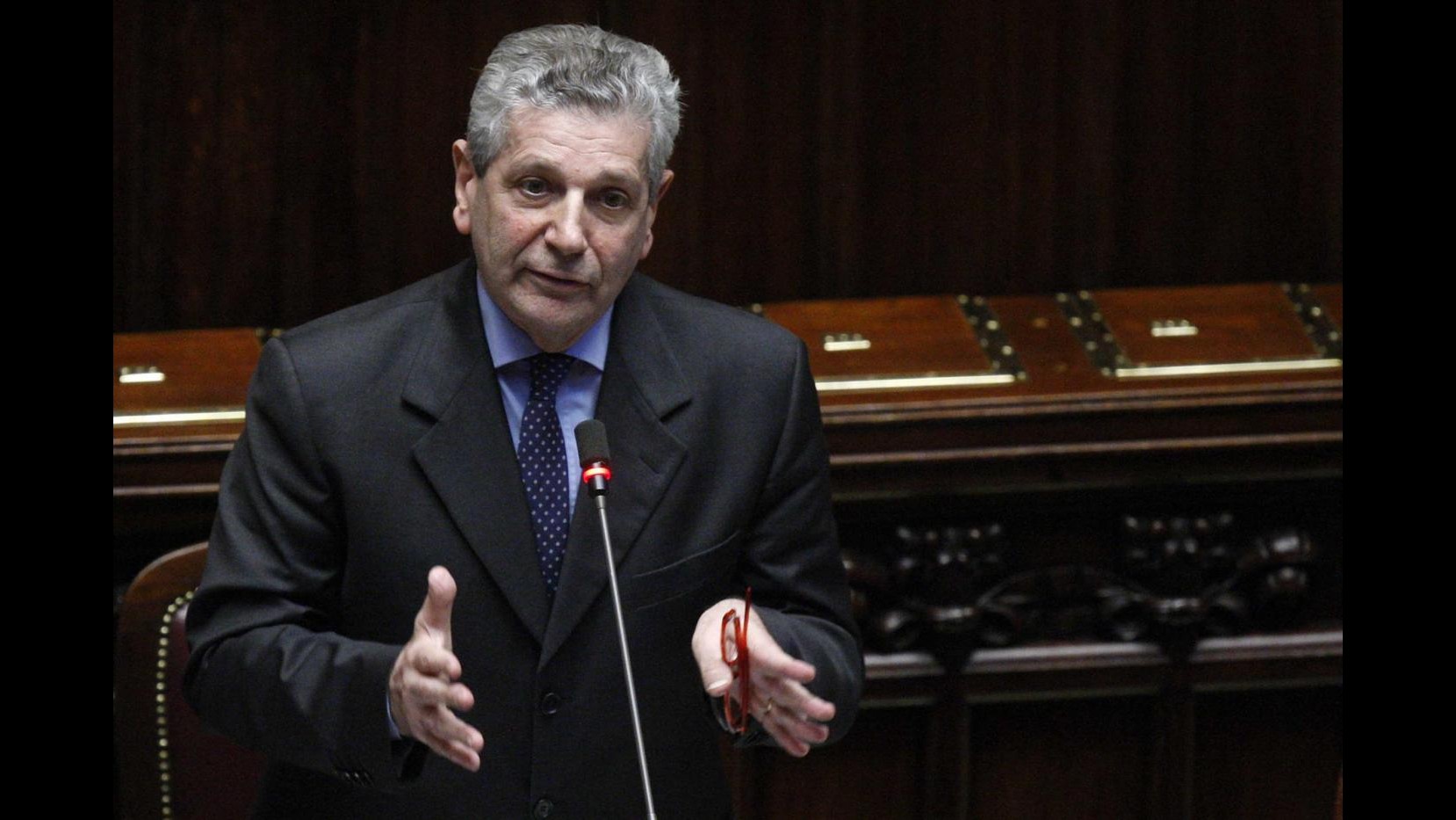 Crisi, Di Paola: Vinceremo anche questa sfida, italiani sanno reagire