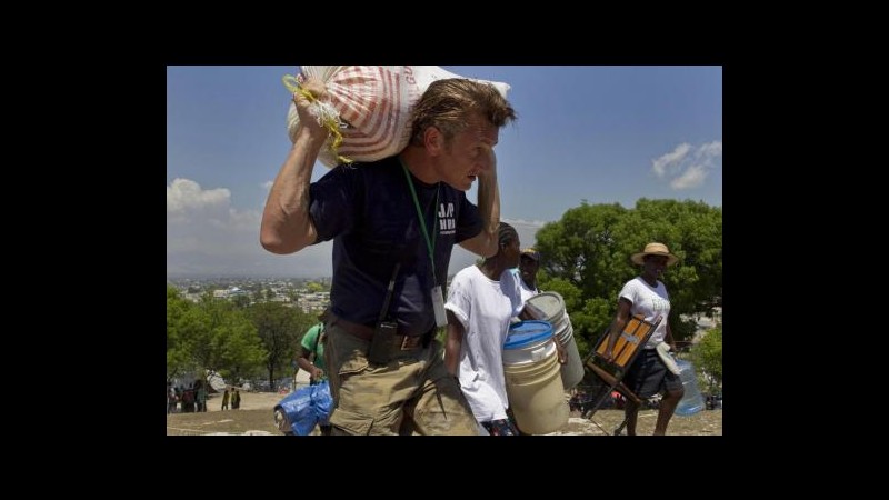 Haiti, ong di Sean Penn inizia demolizione del palazzo presidenziale