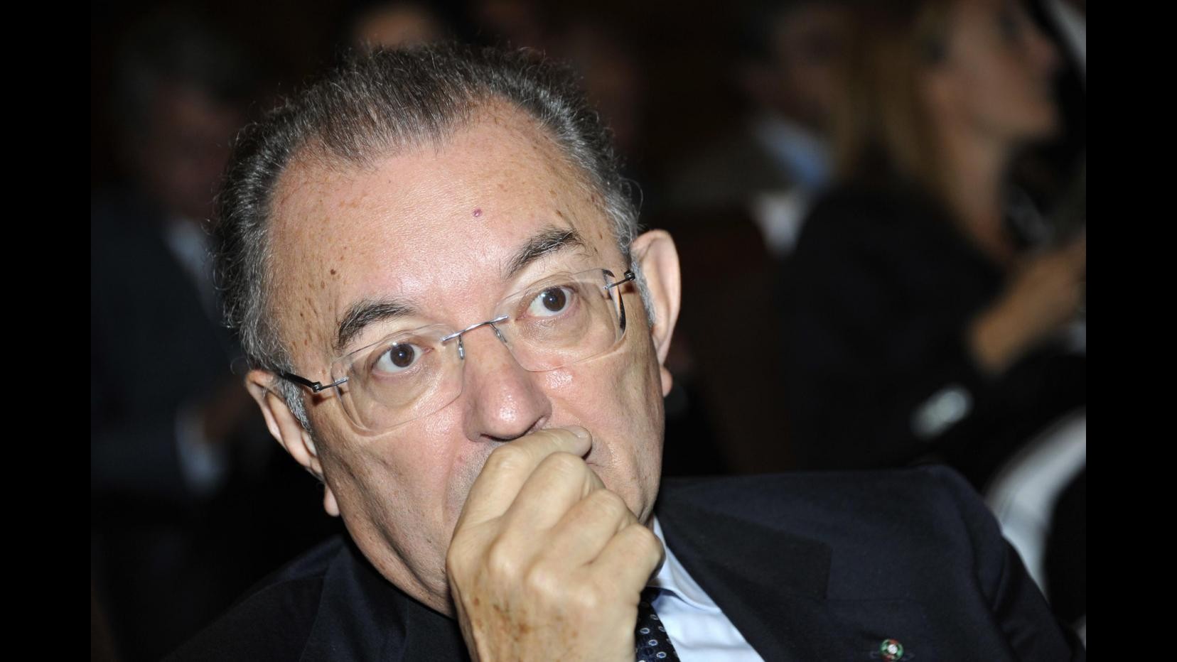 Alitalia, Squinzi: Molto perplesso su intervento pubblico