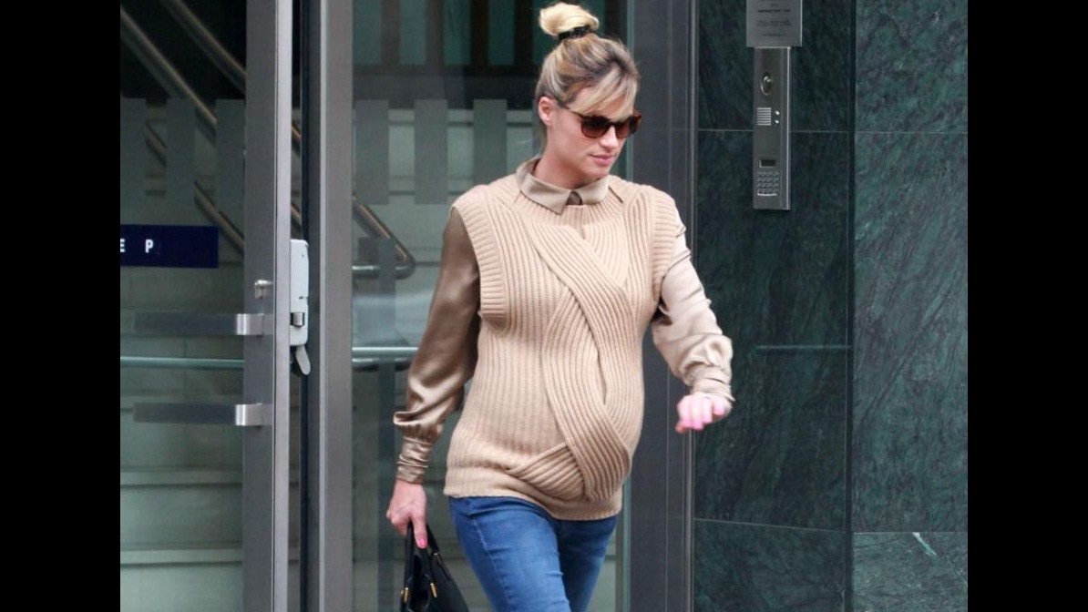 Michele Hunziker di nuovo mamma, è nata Sole