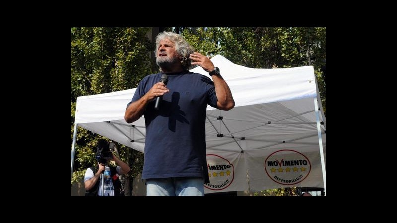 Grillo: Pd e Pdl hanno usato decreto femminicidio per salvare province